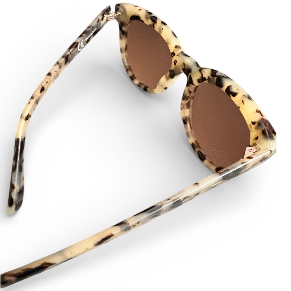 Tortoise Shell Patterned Sunglasses - image 2